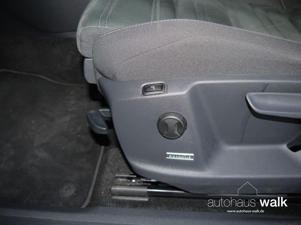 Volkswagen Touran 2023