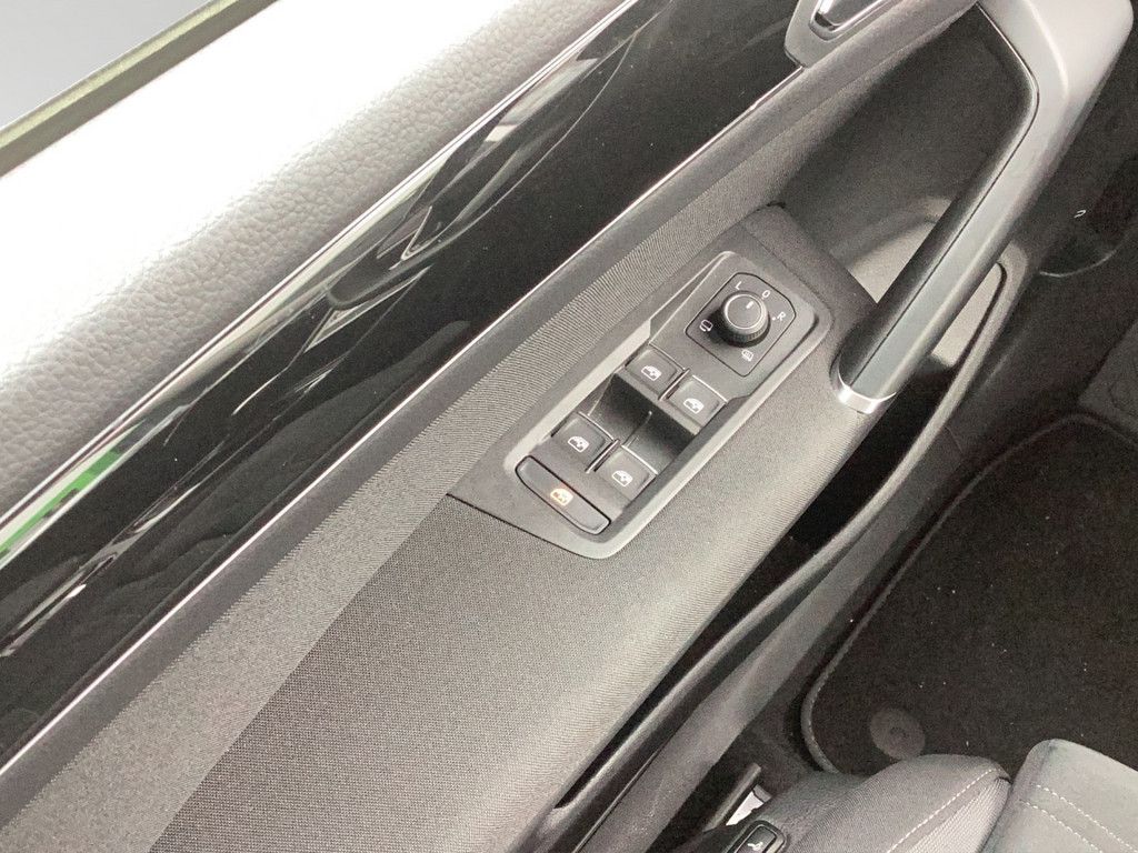 Volkswagen Touran 2023