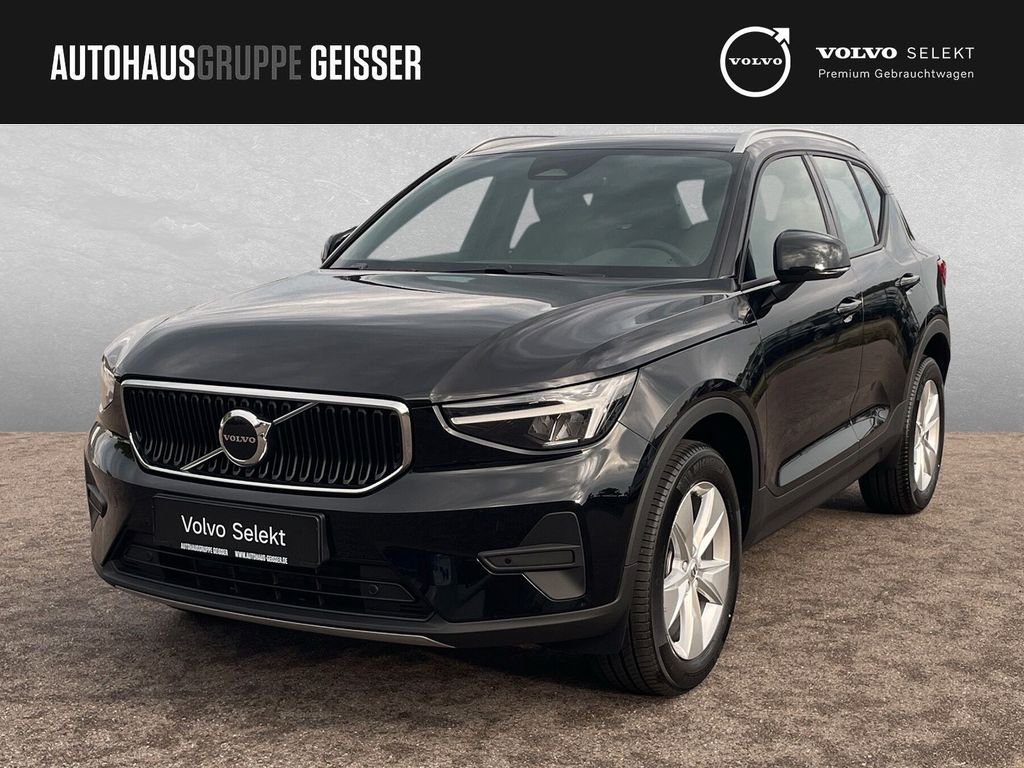 Volvo XC40 2025