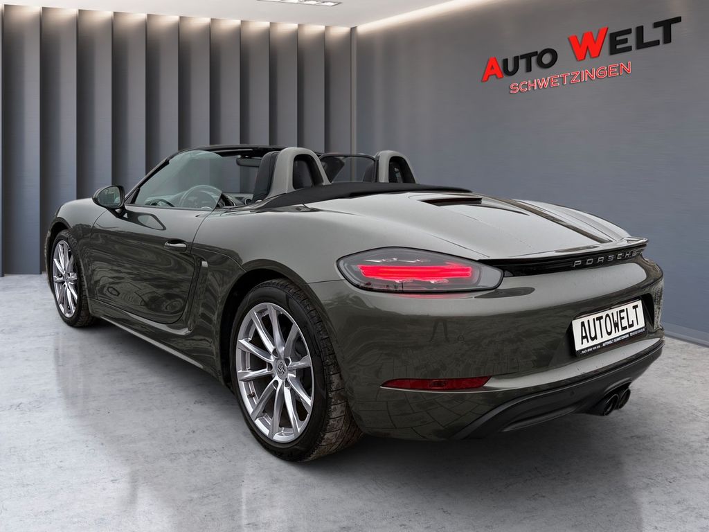 Porsche Boxster 2024