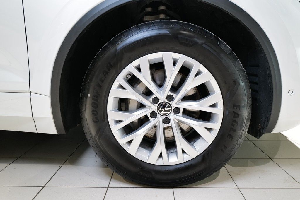 Volkswagen Touareg 2025