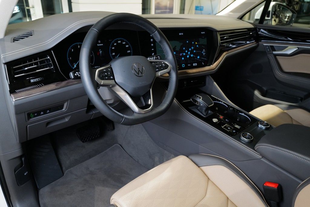 Volkswagen Touareg 2025