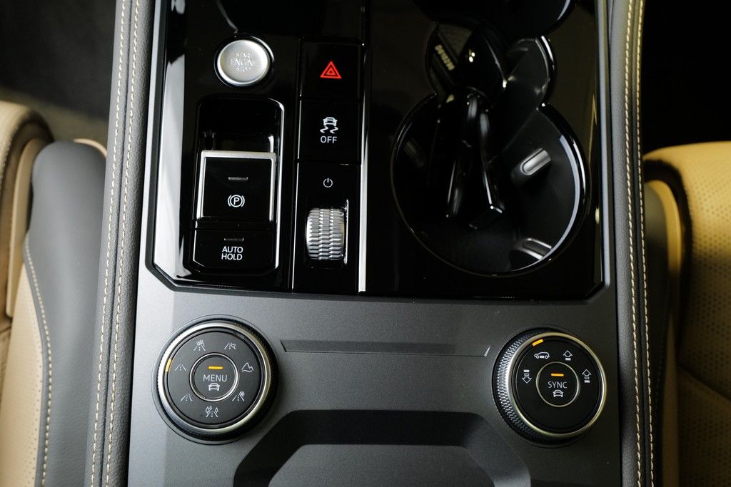 Volkswagen Touareg 2025