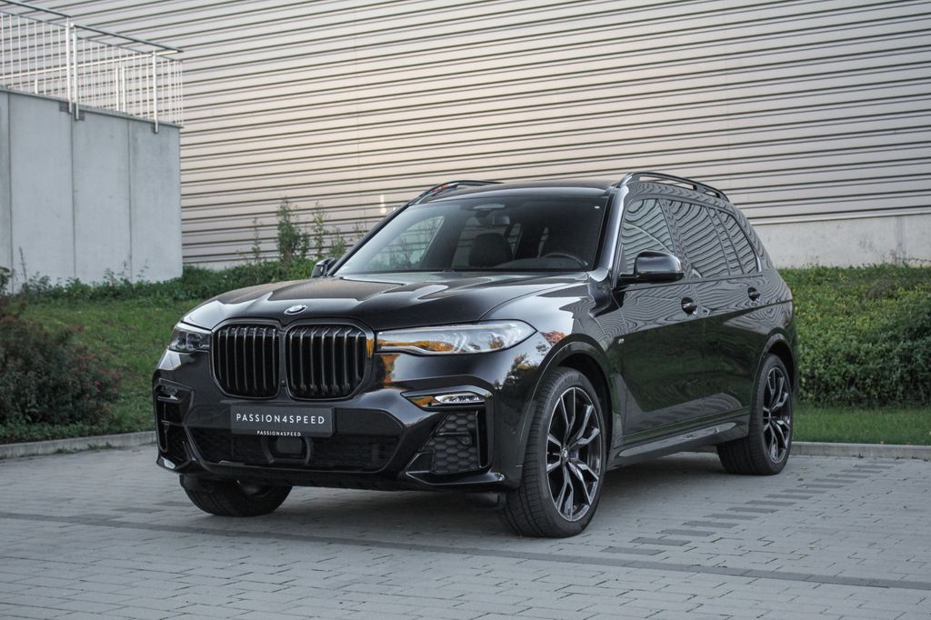 BMW X7 2021