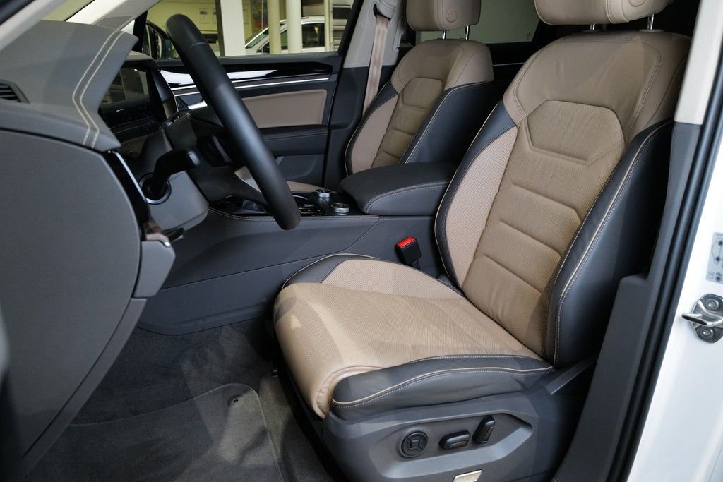 Volkswagen Touareg 2025