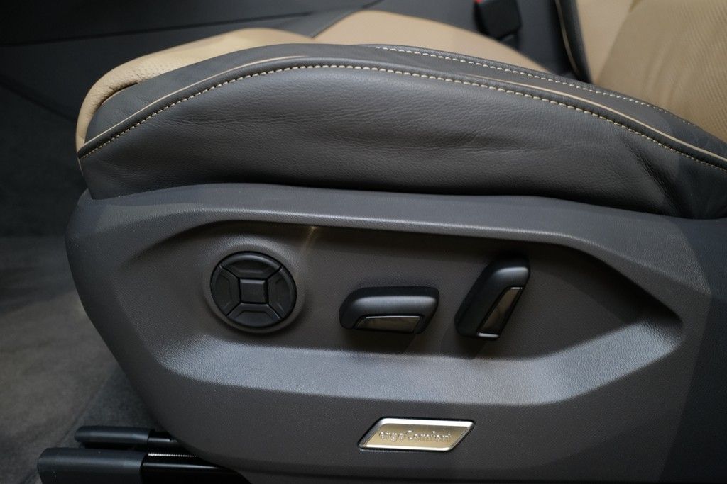 Volkswagen Touareg 2025