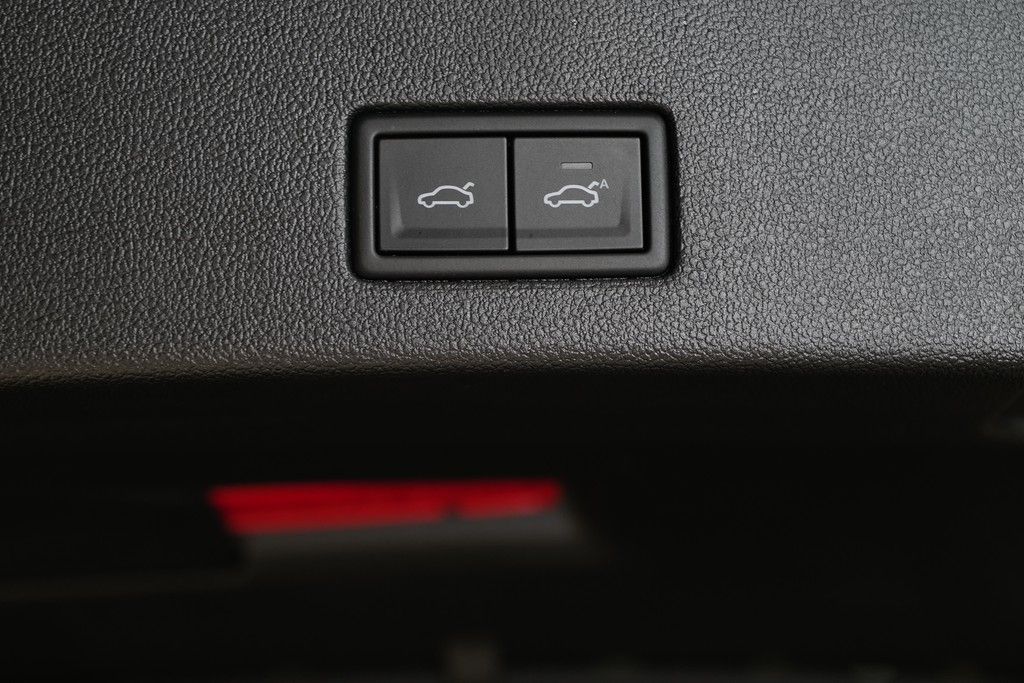 Volkswagen Touareg 2025