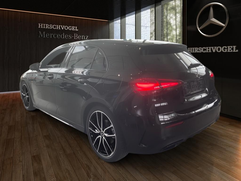 Mercedes-Benz A 180 2025