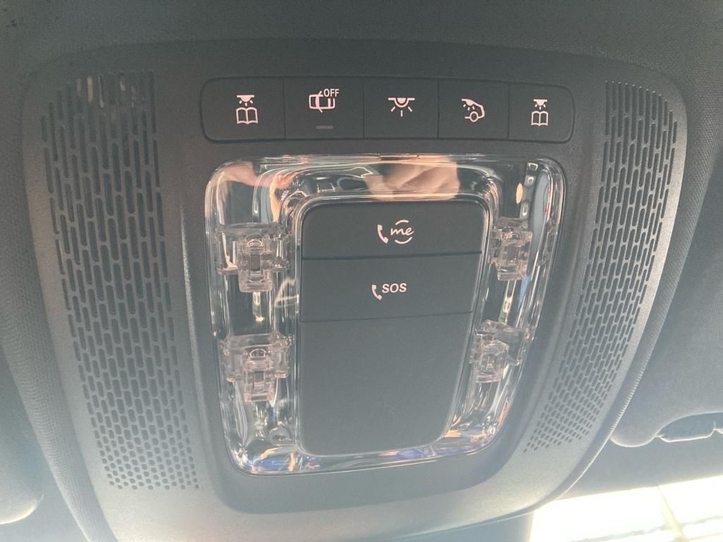 Mercedes-Benz A 180 2025