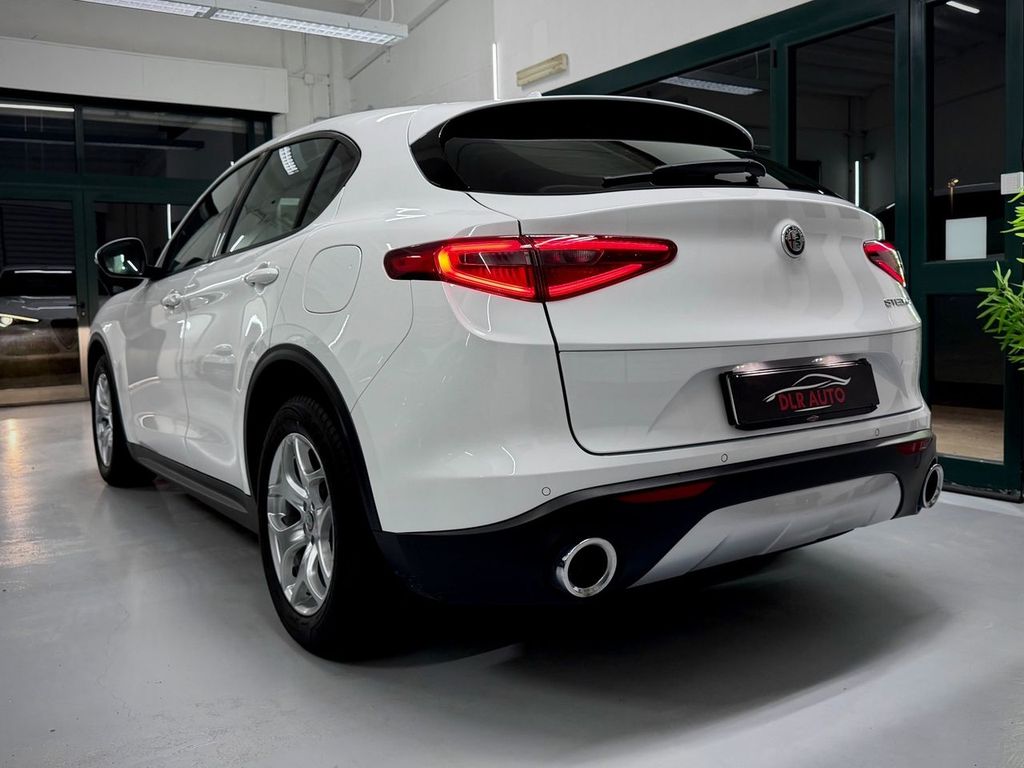 Alfa Romeo Stelvio 2022