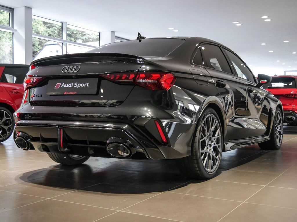Audi RS3 2025