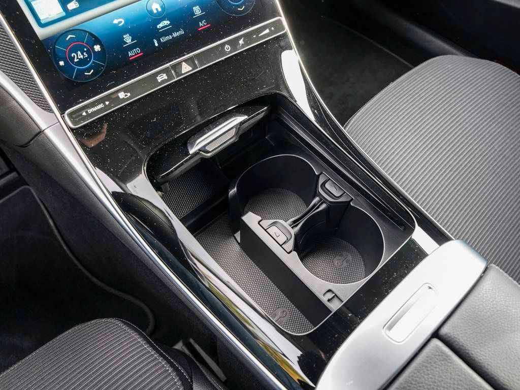 Mercedes-Benz C 300 2023