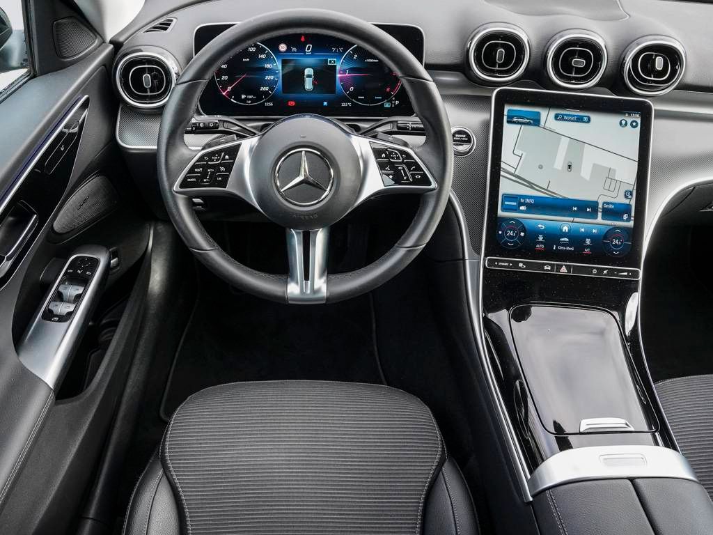Mercedes-Benz C 300 2023