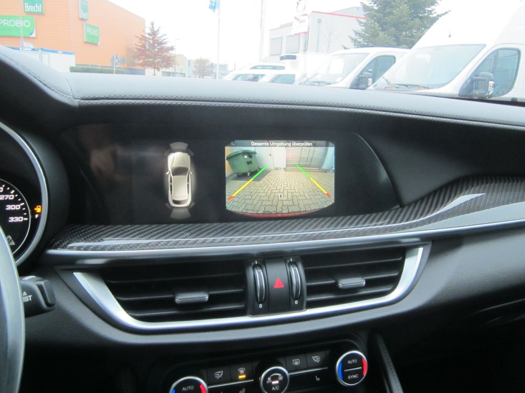 Alfa Romeo Stelvio 2023