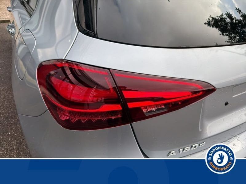 Mercedes-Benz A 180 2025
