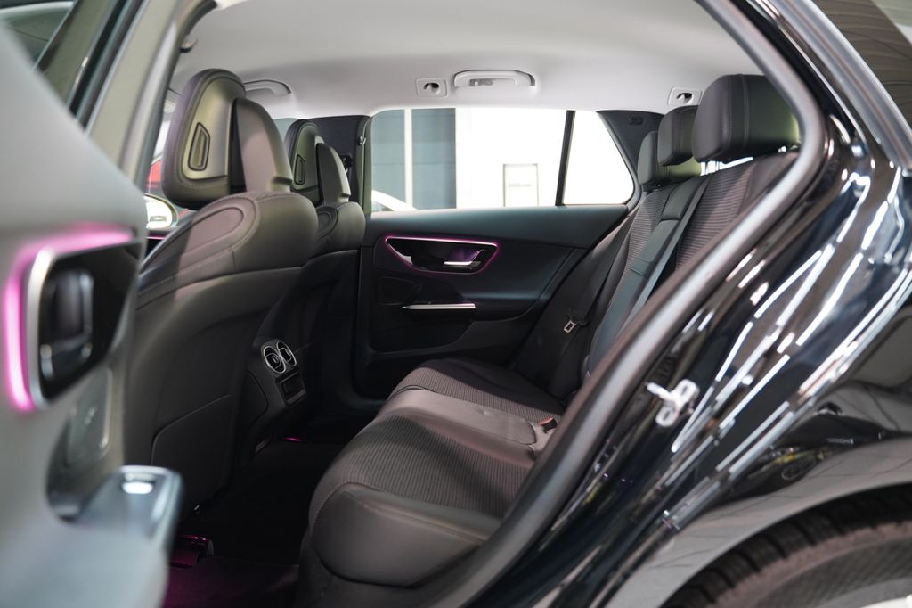 Mercedes-Benz C 200 2024