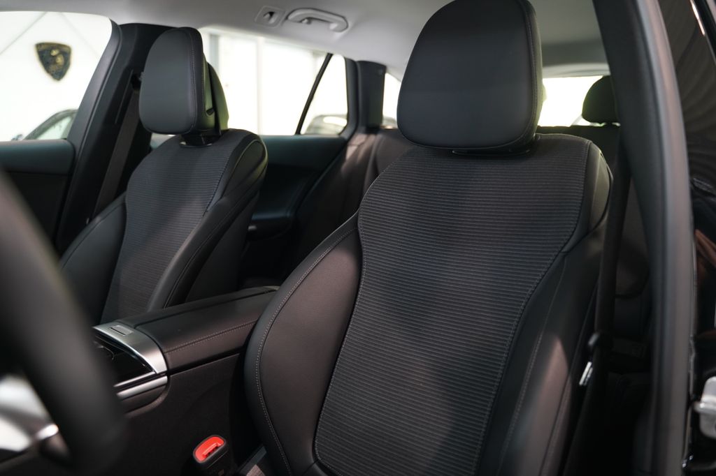 Mercedes-Benz C 200 2024