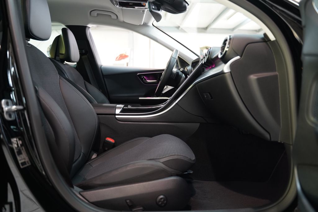 Mercedes-Benz C 200 2024