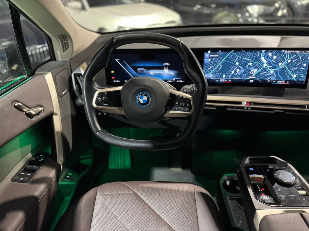 BMW iX 2022