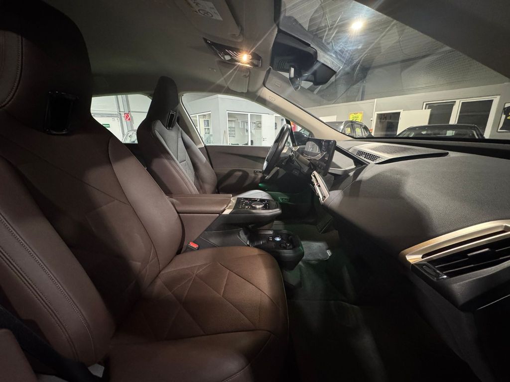BMW iX 2022