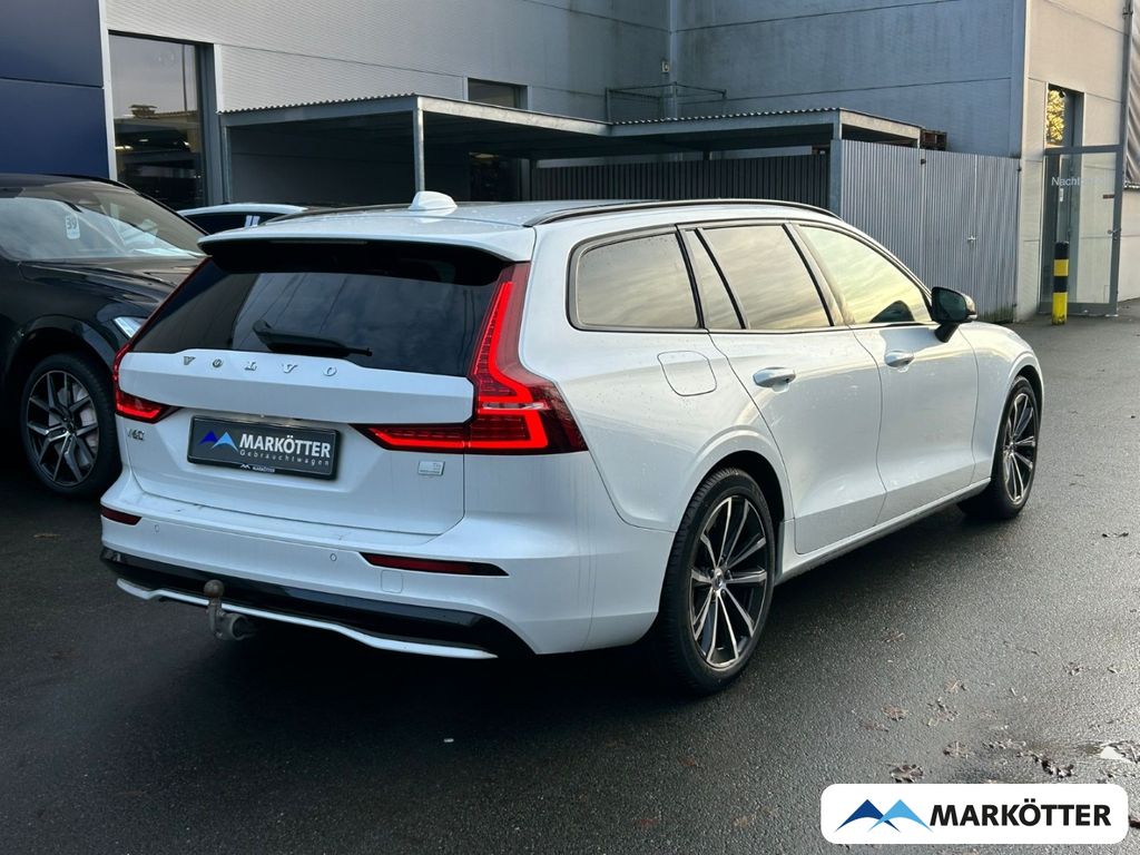 Volvo V60 2023