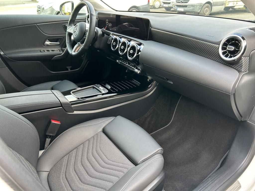 Mercedes-Benz A 250 2024
