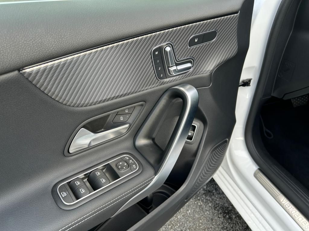 Mercedes-Benz A 250 2024