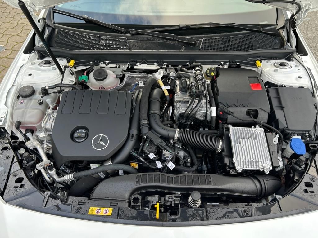 Mercedes-Benz A 250 2024