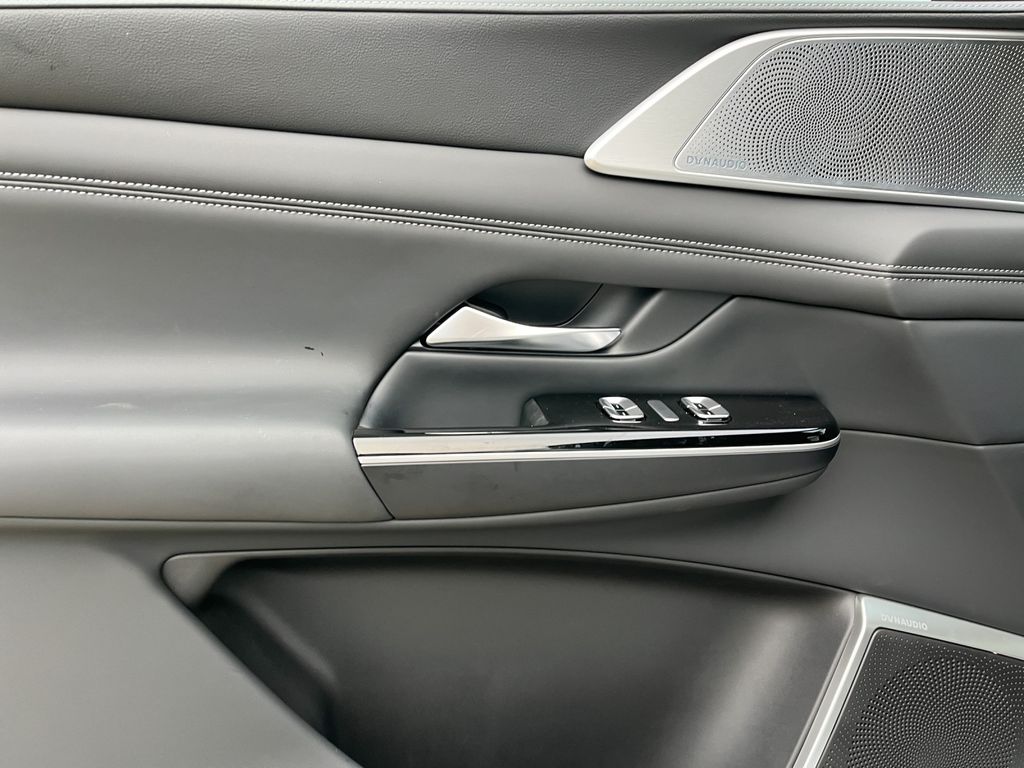 XPENG G9