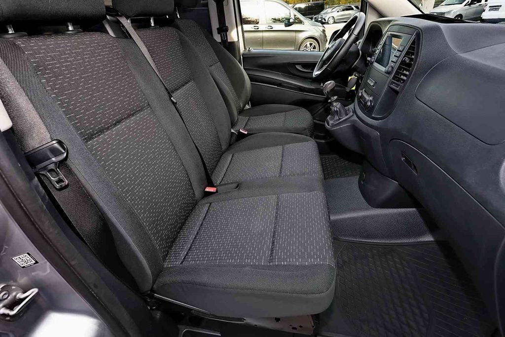 Mercedes-Benz Vito 2023