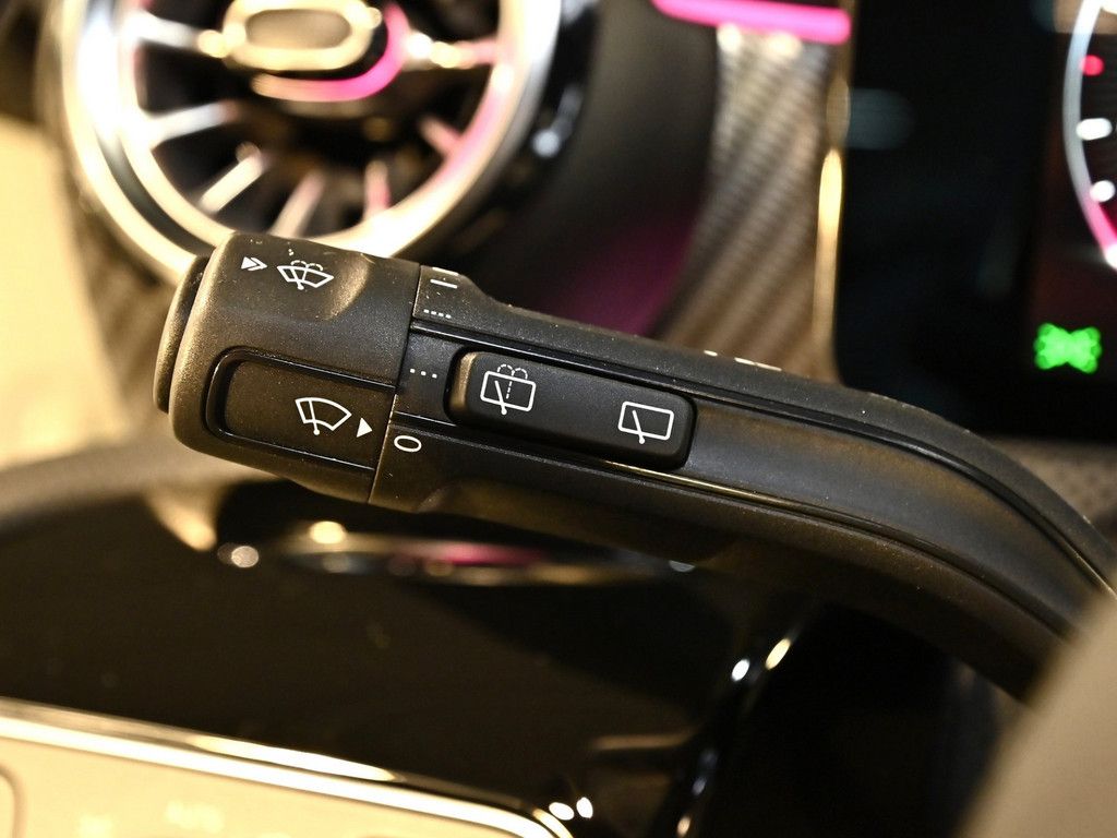 Mercedes-Benz A 250 2025