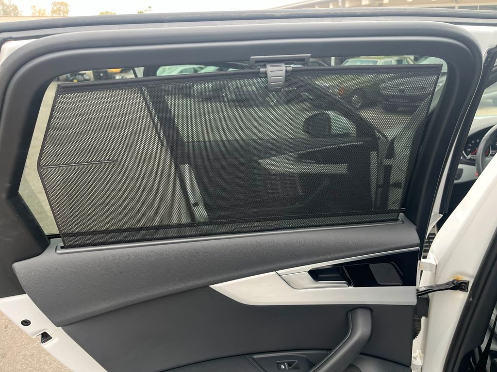 Audi A4 2023
