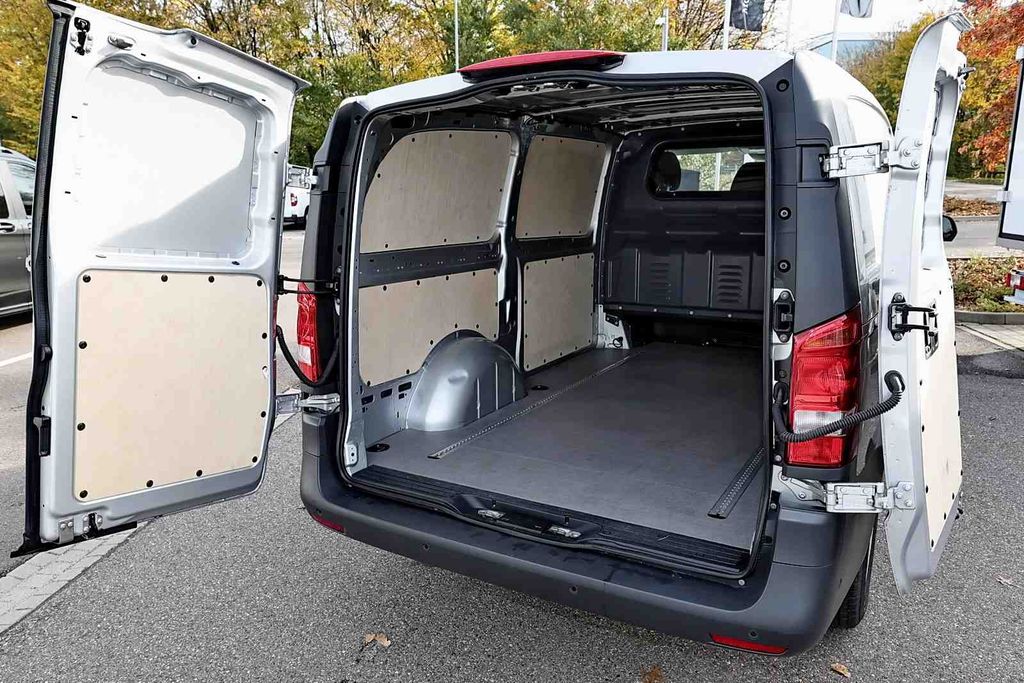 Mercedes-Benz Vito 2023