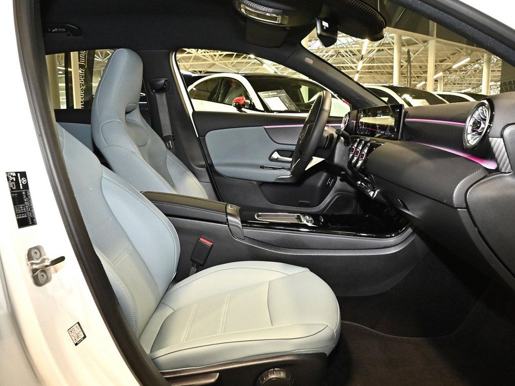 Mercedes-Benz A 250 2025