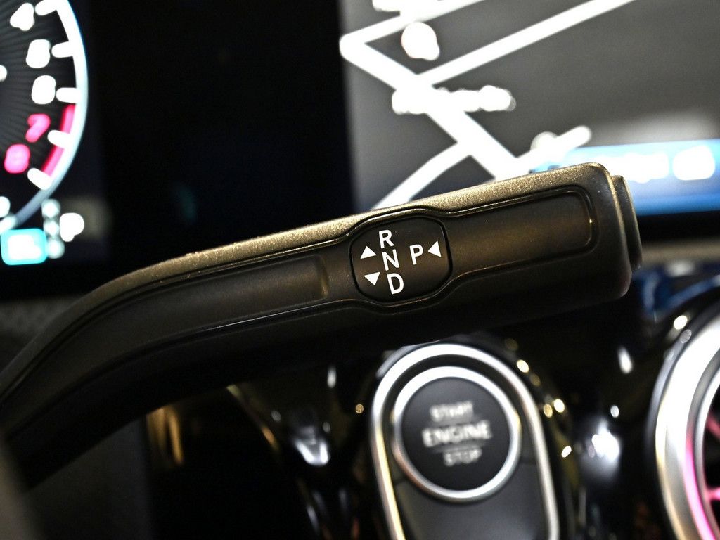 Mercedes-Benz A 250 2025