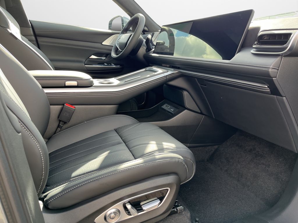 XPENG G9