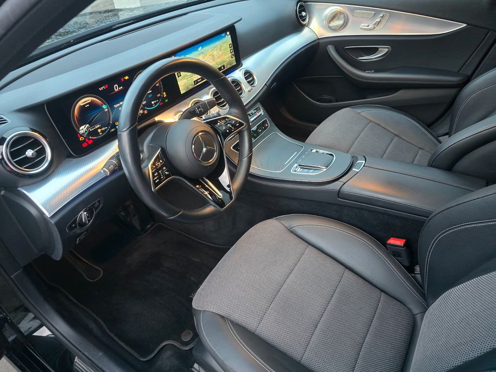 Mercedes-Benz E 300 2022