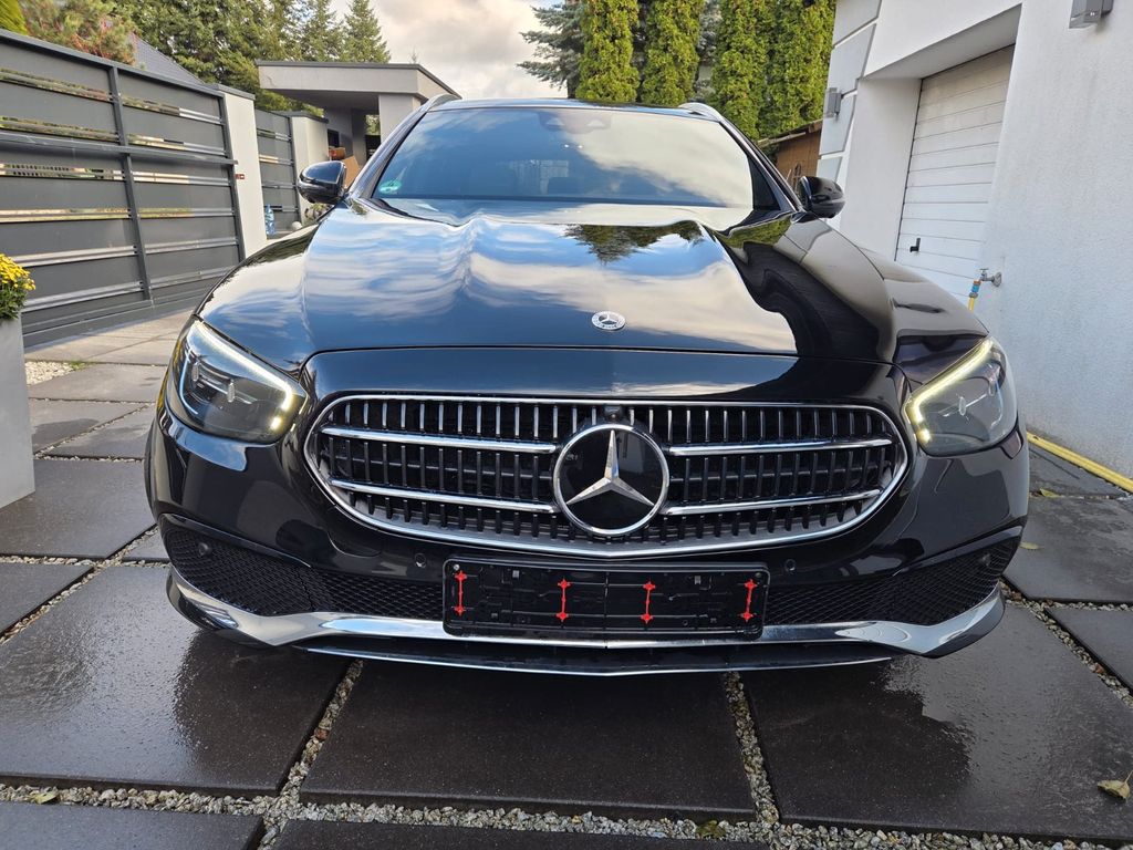 Mercedes-Benz E 300 2022