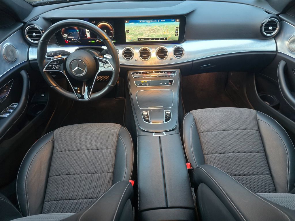 Mercedes-Benz E 300 2022