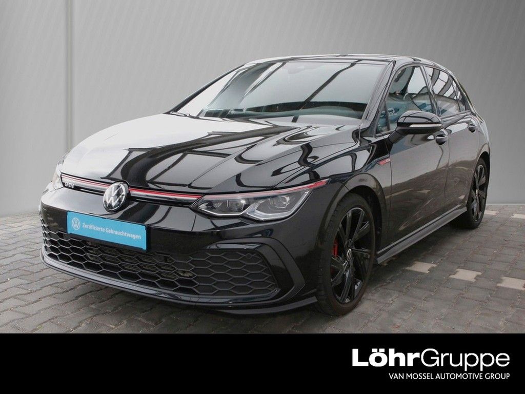 Volkswagen Golf 2024