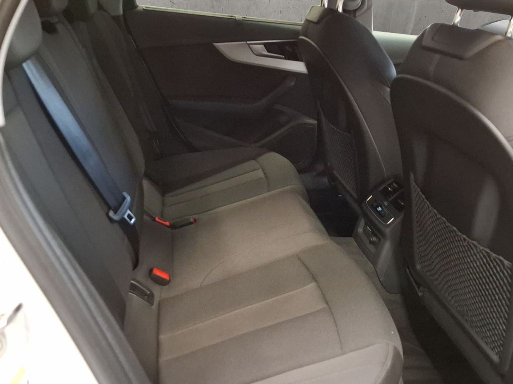 Audi A4 2024