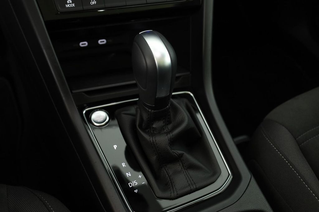 Volkswagen Touran 2025