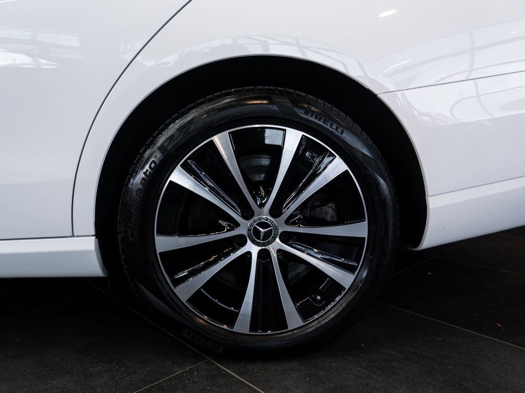 Mercedes-Benz E 300 2022