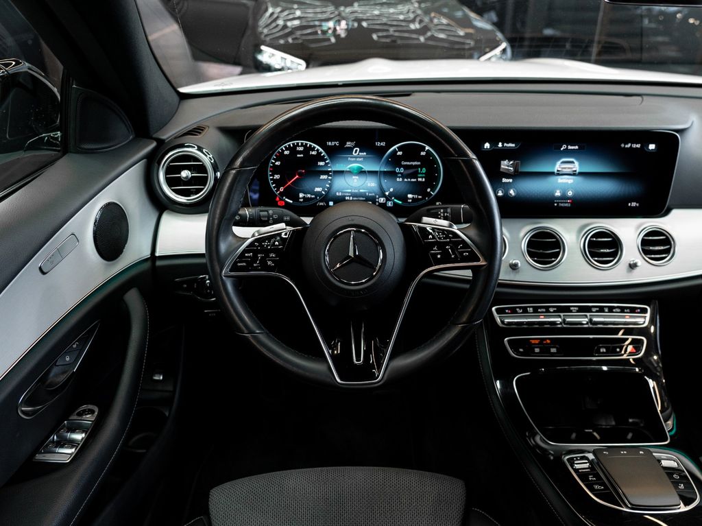 Mercedes-Benz E 300 2022