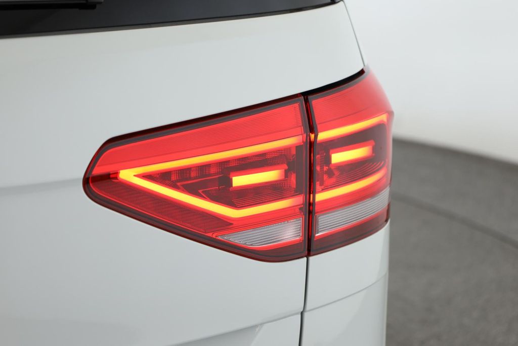 Volkswagen Touran 2025