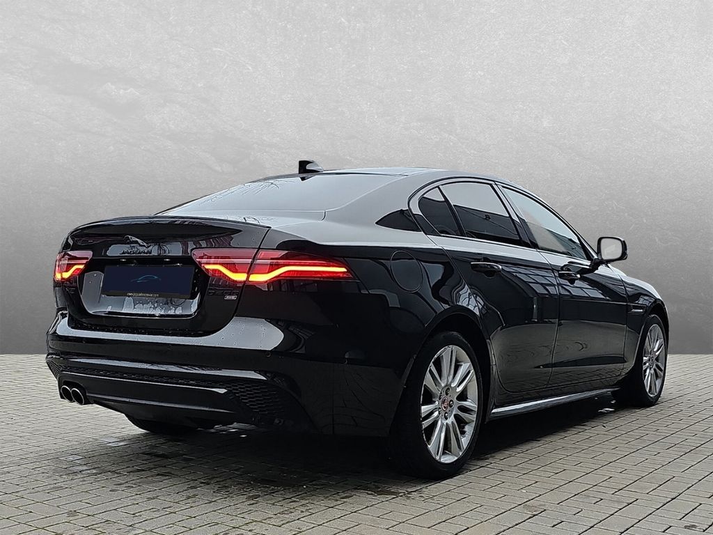 Jaguar XE 2021