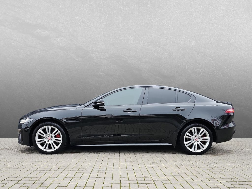 Jaguar XE 2021