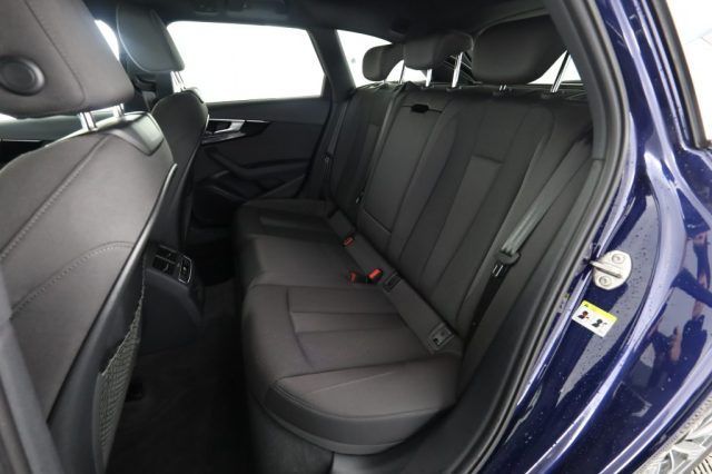 Audi A4 2024