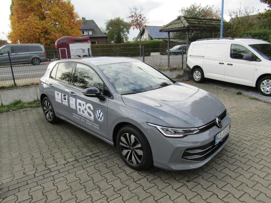 Volkswagen Golf 2025
