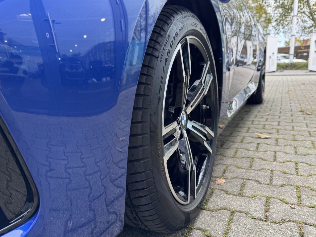 BMW 218 2024